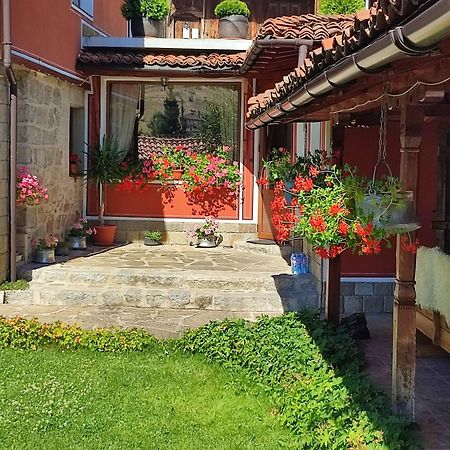 Радкината Къща Hotel Koprivshtitsa Eksteriør billede