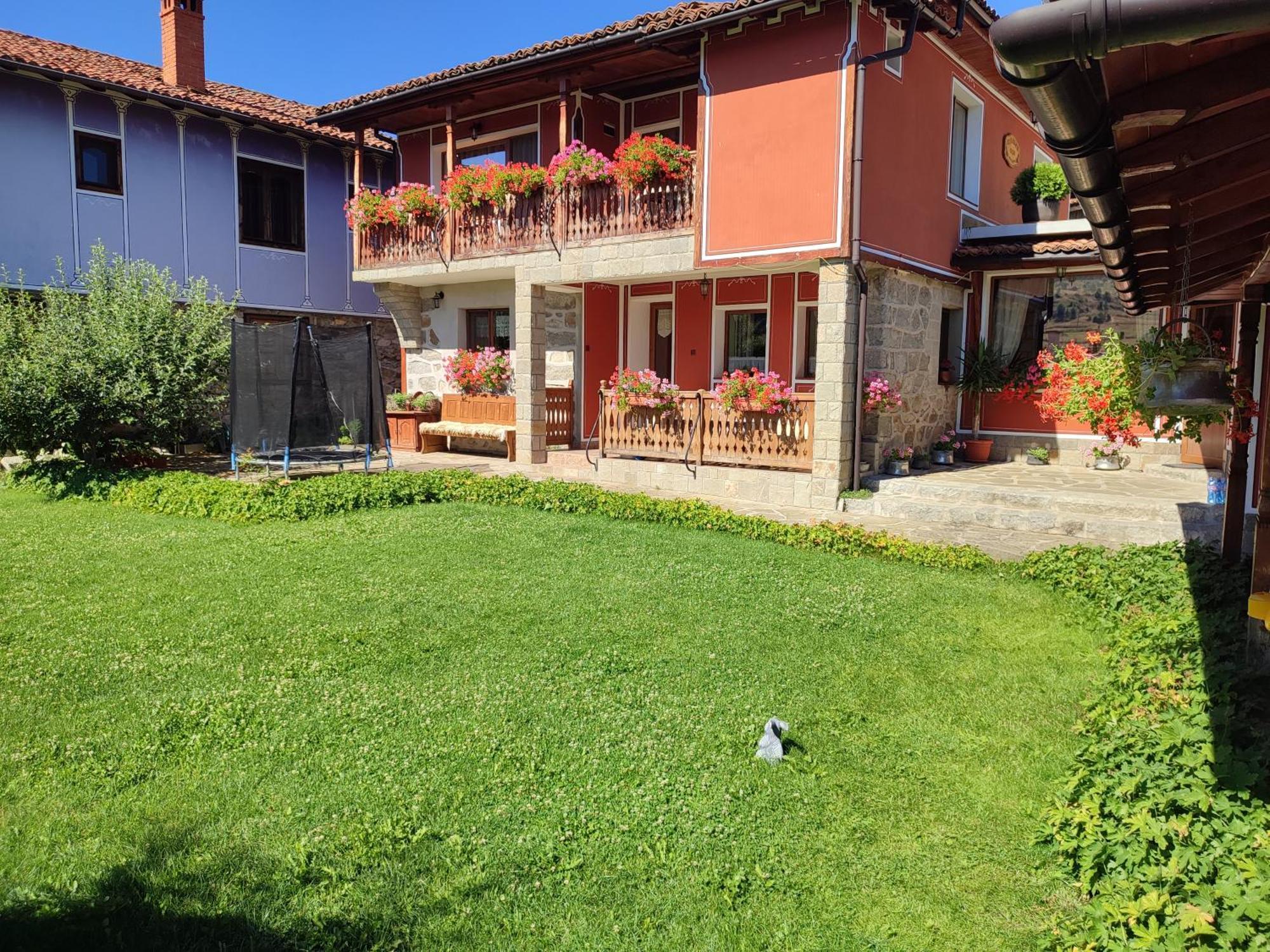 Радкината Къща Hotel Koprivshtitsa Eksteriør billede