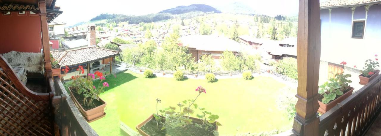 Радкината Къща Hotel Koprivshtitsa Eksteriør billede