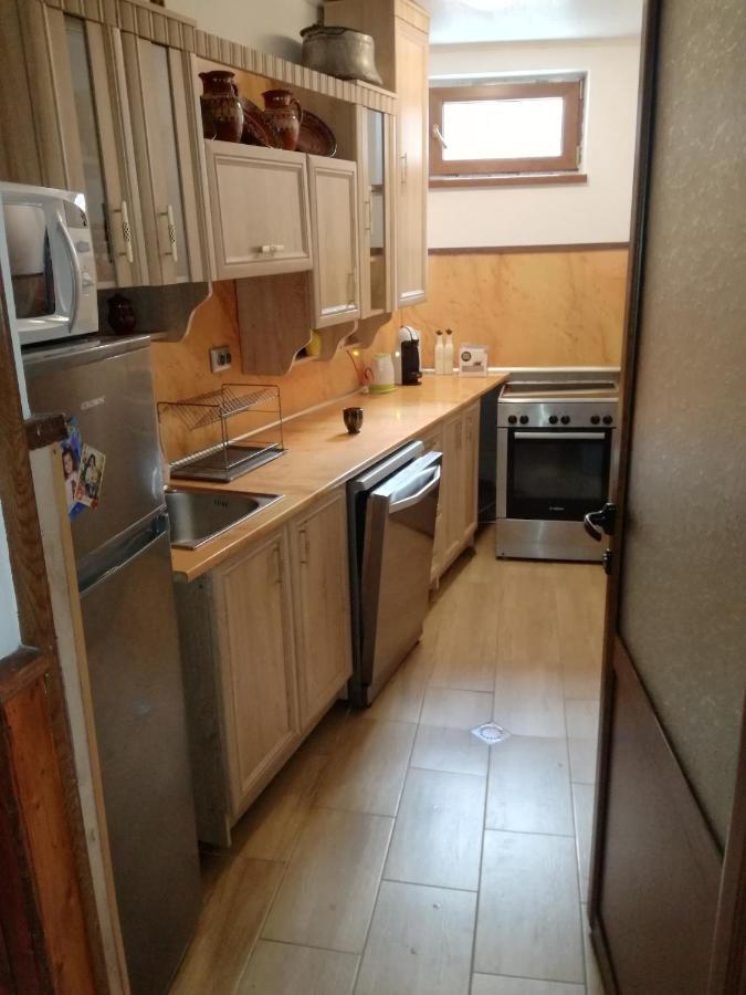 Радкината Къща Hotel Koprivshtitsa Eksteriør billede
